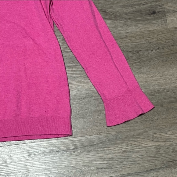 Talbots Medium Sweater Pink Flutter Sleeve Lambswool Blend Buttons Round Neck - Picture 5 of 7